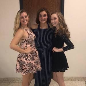 Meet your Posher, Ella